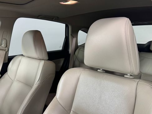 Used 2015 Honda CR-V Touring image 3