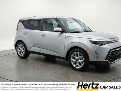 Used 2025 Kia Soul LX w/ LX Technology Package