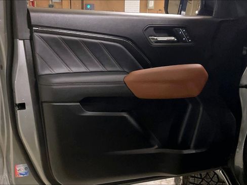 Used 2024 GMC Canyon AT4 w/ AT4 Premium Package image 20