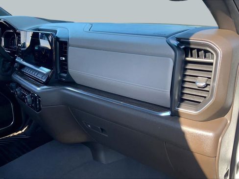 Used 2023 Chevrolet Silverado 1500 RST w/ Z71 Off-Road Package AWD/4WD image 19