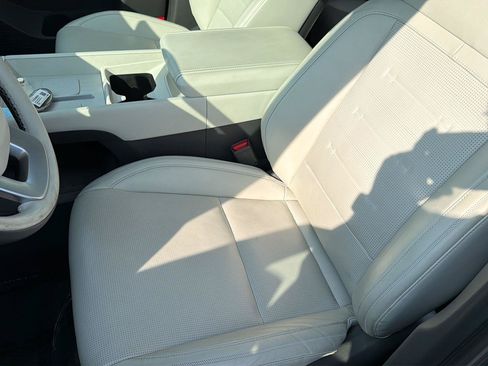 Used 2024 Hyundai Santa Fe Calligraphy FWD image 30