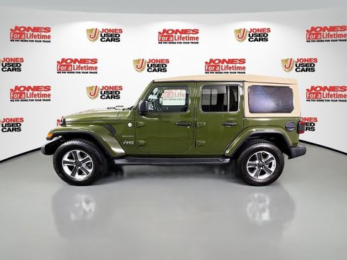 Used 2020 Jeep Wrangler Unlimited Sahara image 14