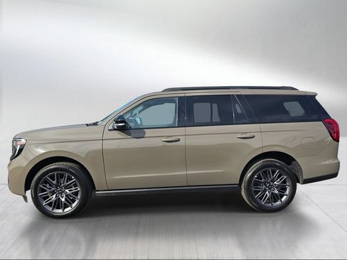 New 2027 Ford Expedition Platinum w/ Stealth Appearance Package AWD/4WD image 3