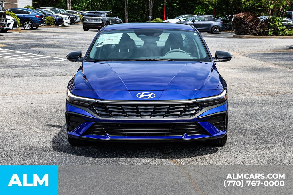 Used 2025 Hyundai Elantra Sport FWD image 10