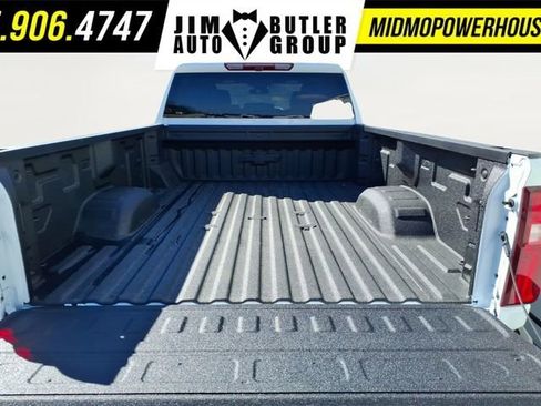 New 2026 Chevrolet Silverado 3500 LT w/ All Star Edition image 6