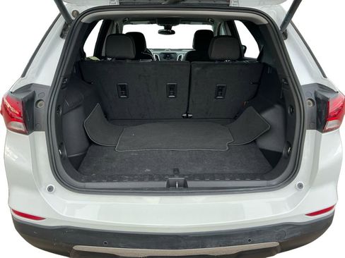 Used 2024 Chevrolet Equinox LT image 20