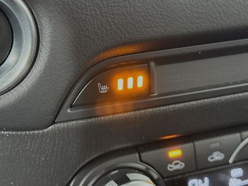 Used 2018 MAZDA CX-5 Touring image 19