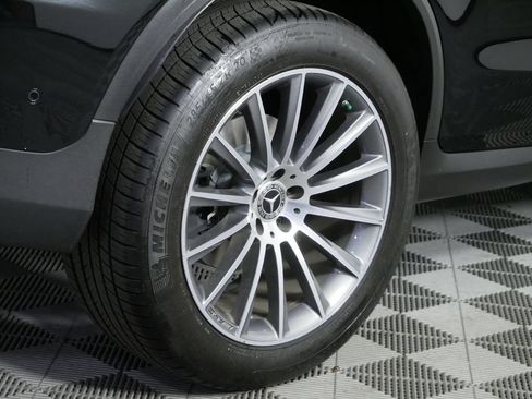 Used 2019 Mercedes-Benz GLC 300 4MATIC Coupe image 10