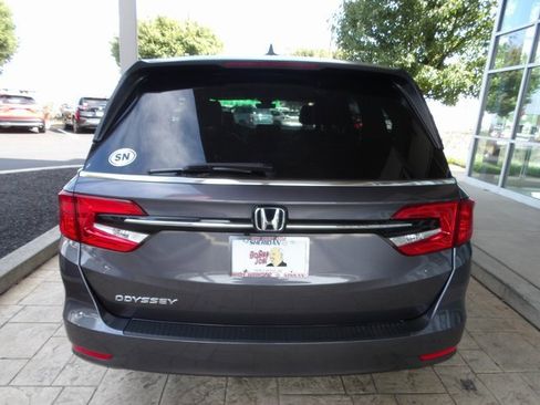 Used 2022 Honda Odyssey EX-L image 6