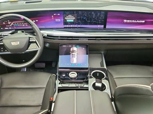 Used 2025 Cadillac Escalade Sport w/ Touring Package image 97