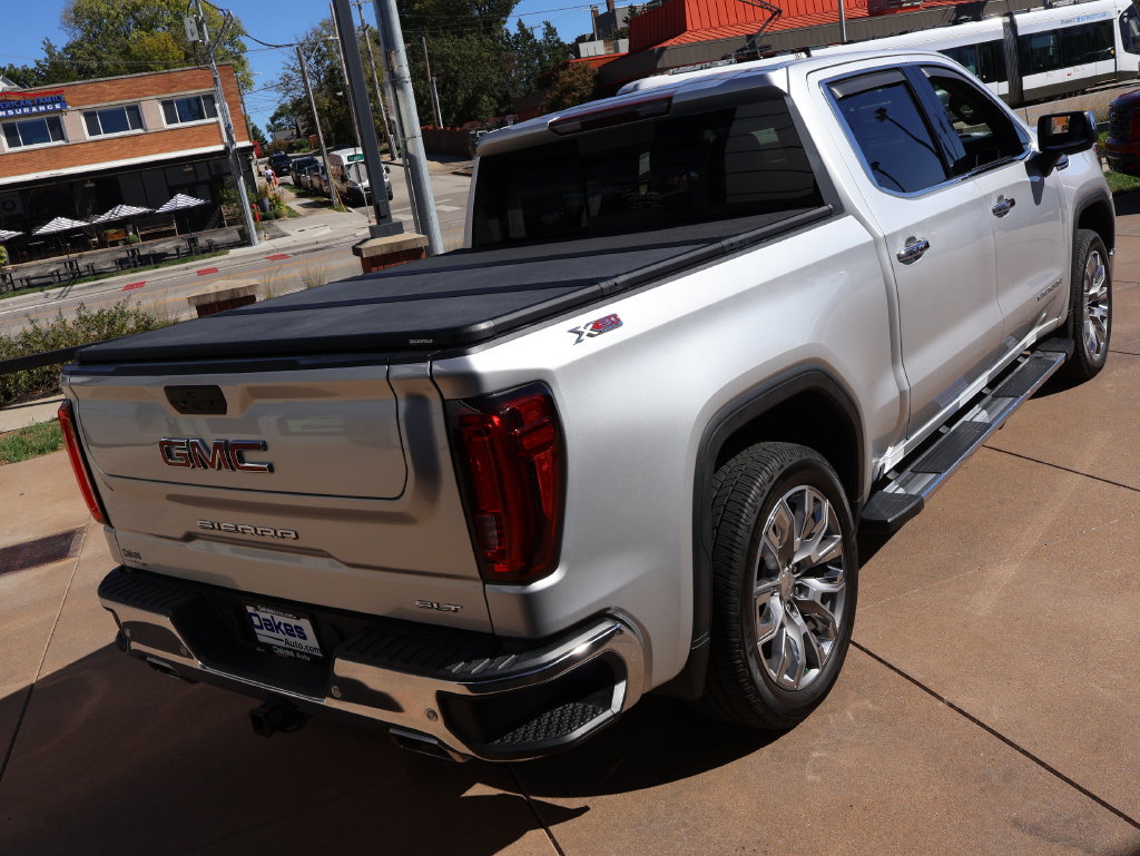 Used 2020 GMC Sierra 1500 SLT w/ SLT Premium Plus Package AWD/4WD image 6