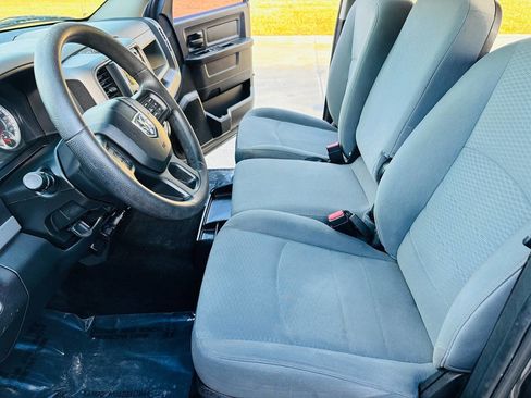 Used 2017 RAM 1500 Express image 17