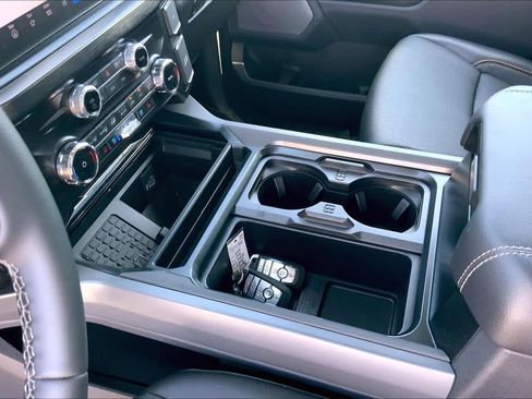 Used 2026 Ford F250 Lariat w/ Lariat Ultimate Package image 16