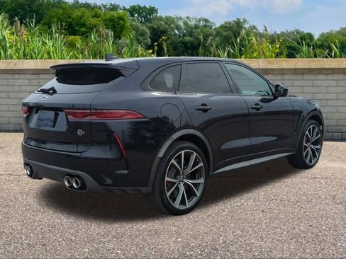 New 2026 Jaguar F-PACE SVR image 4