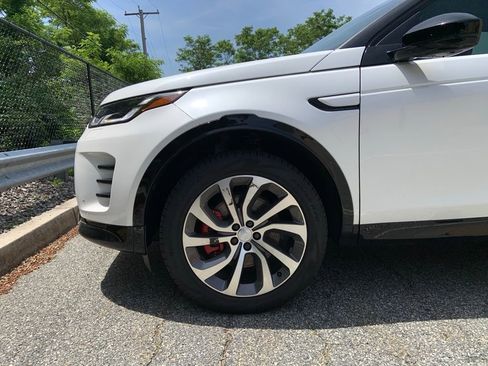 Certified 2024 Land Rover Discovery Sport Dynamic SE image 11