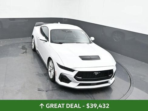 Used 2024 Ford Mustang GT Premium image 37