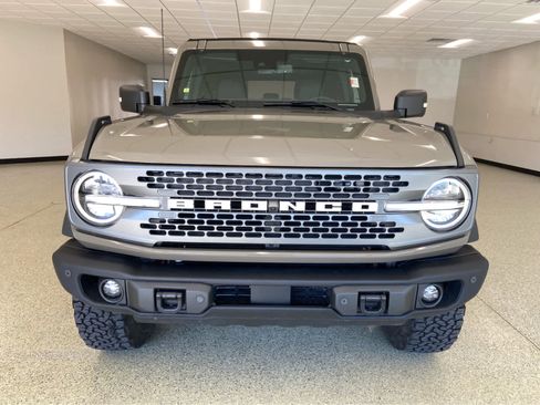 Used 2025 Ford Bronco Badlands AWD/4WD image 5