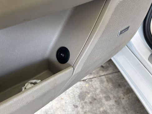 Used 2017 Cadillac XTS Luxury image 38