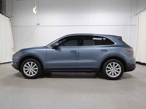 Used 2019 Porsche Cayenne AWD/4WD image 2