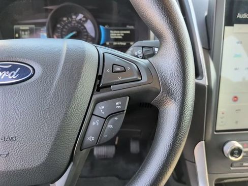 Used 2024 Ford Edge SE AWD/4WD image 25