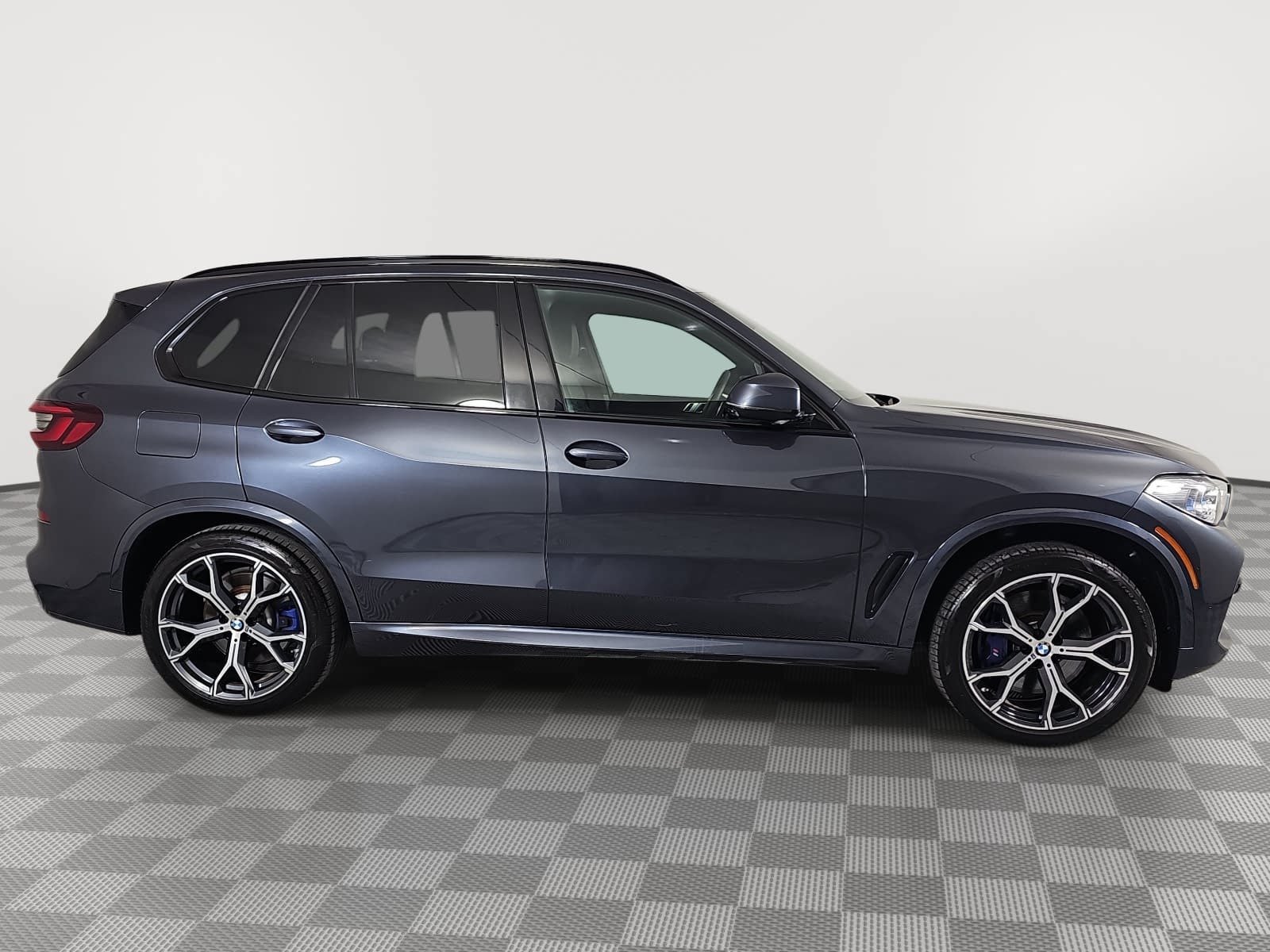Used 2020 BMW X5 M50i w/ Executive Package AWD/4WD image 9