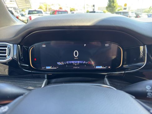 Used 2022 Jeep Wagoneer Series II image 14