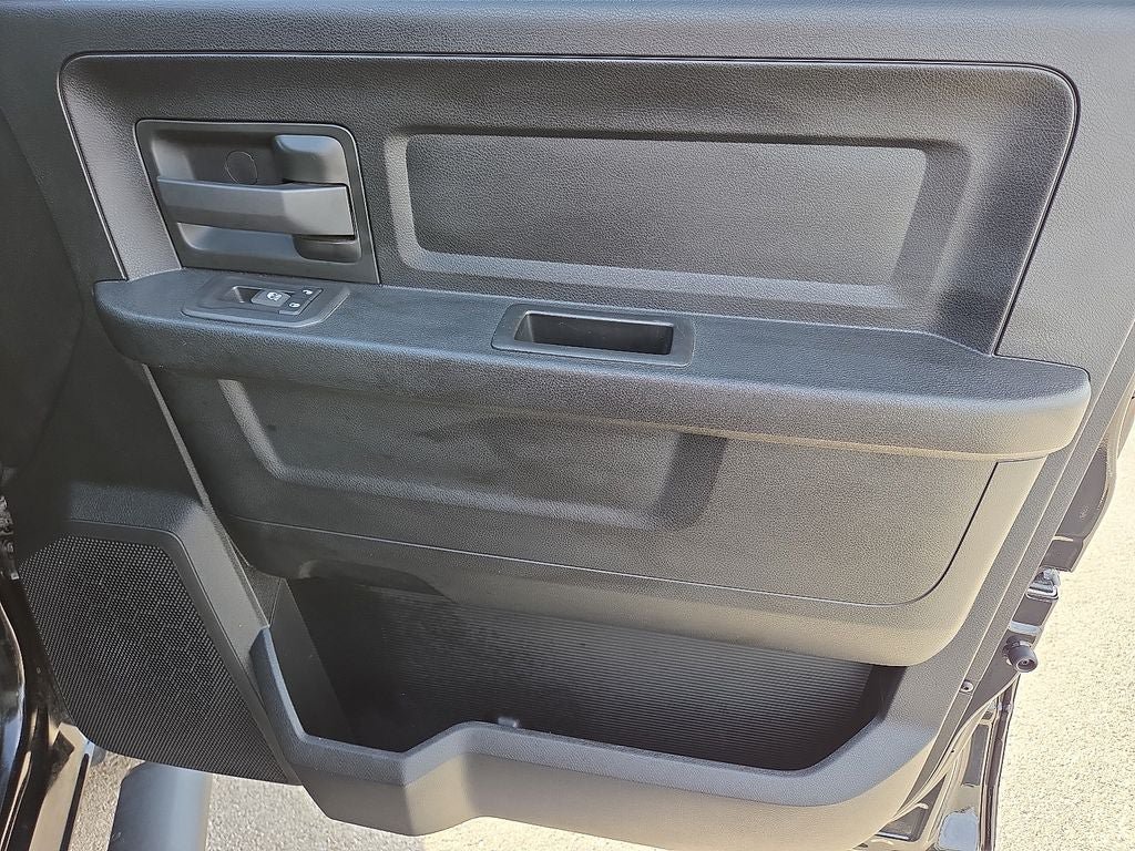 Used 2025 RAM 3500 Tradesman AWD/4WD image 15