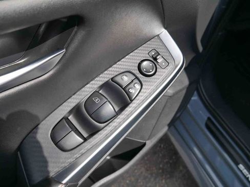 Used 2024 Nissan Sentra SR FWD image 21