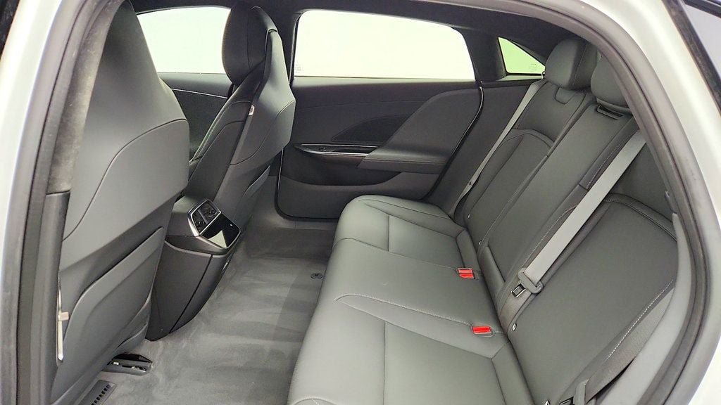 Used 2023 Lucid Air Pure AWD/4WD image 22