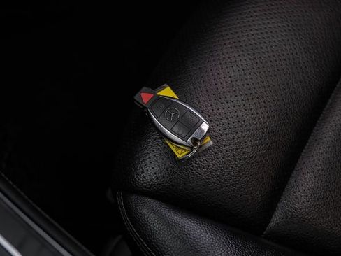 Used 2017 Mercedes-Benz GLC 300 300 Luxury w/ Premium 1 Package image 57