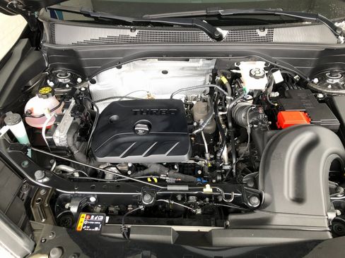 Certified 2023 Chevrolet TrailBlazer RS w/ Convenience Package image 3