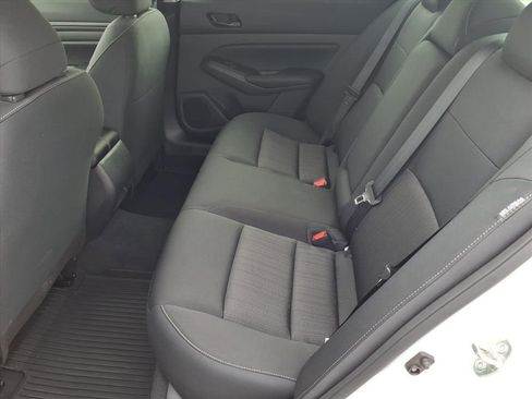 Used 2025 Nissan Altima 2.5 S image 13