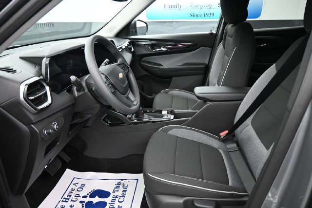 New 2026 Chevrolet TrailBlazer LS w/ LS Convenience Package FWD image 11