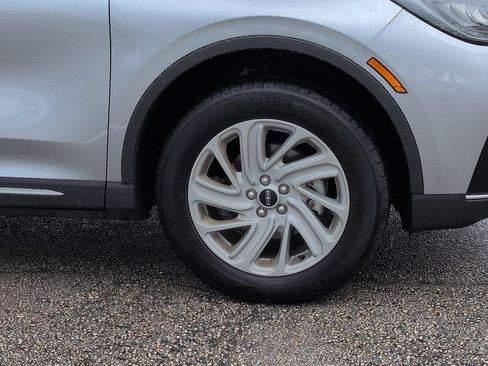 Certified 2024 Lincoln Corsair FWD image 11
