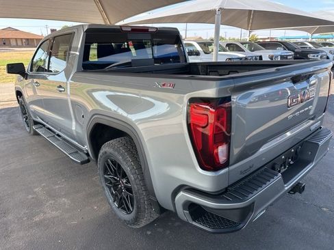 Used 2025 GMC Sierra 1500 Elevation image 5