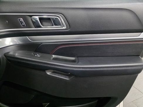 Used 2017 Ford Explorer Sport w/ Equipment Group 401A AWD/4WD image 13