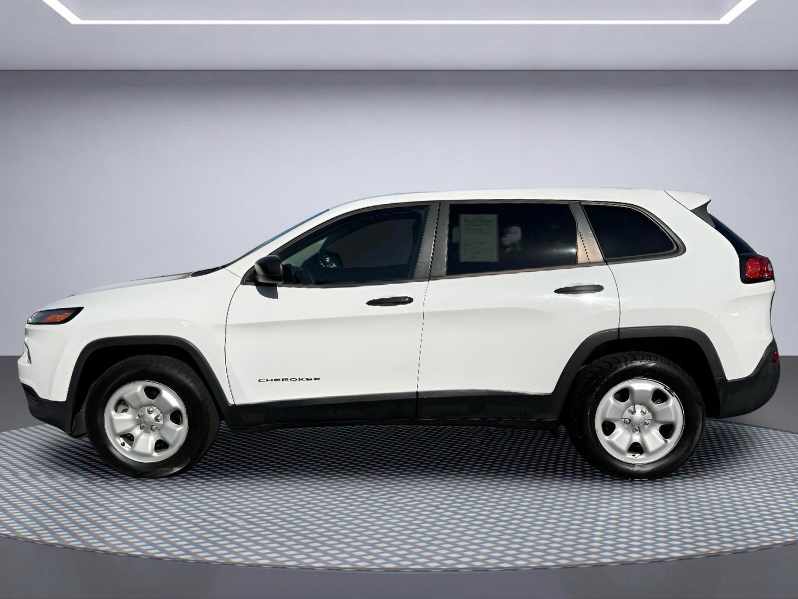 Used 2016 Jeep Cherokee Sport AWD/4WD image 3