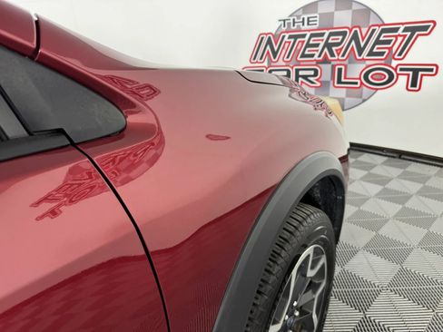 Used 2017 Subaru Crosstrek 2.0i Premium w/ Moonroof Package AWD/4WD image 31
