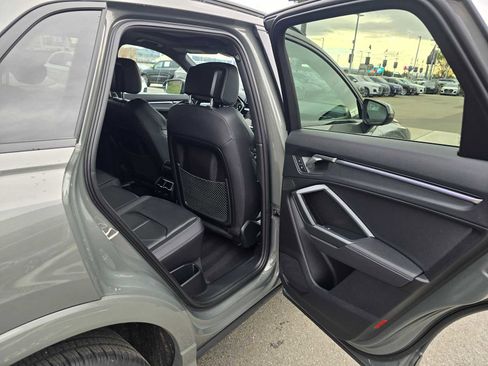 Used 2024 Audi Q3 2.0T Premium Plus w/ Premium Plus Package image 14