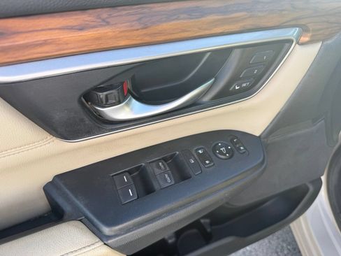 Used 2018 Honda CR-V EX-L image 12