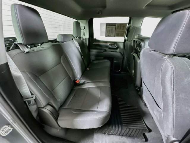 Used 2026 Chevrolet Silverado 1500 LT AWD/4WD image 31