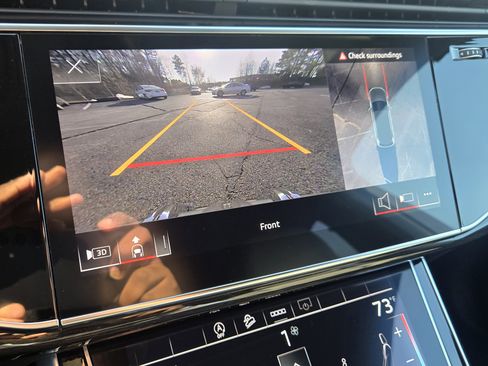 Used 2025 Audi Q7 3.0T Premium Plus image 23