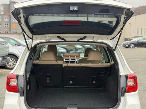 Used 2016 Subaru Outback 2.5i Limited image 14