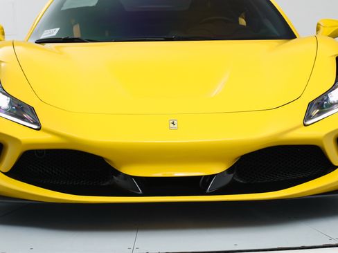 Certified 2022 Ferrari F8 Tributo image 12