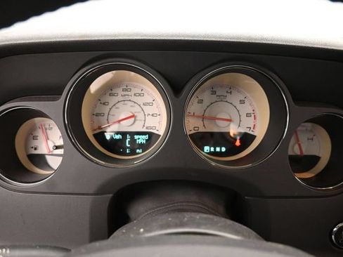 Used 2014 Dodge Challenger SXT Plus RWD image 13