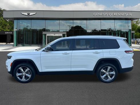 Used 2022 Jeep Grand Cherokee L Limited AWD/4WD image 4
