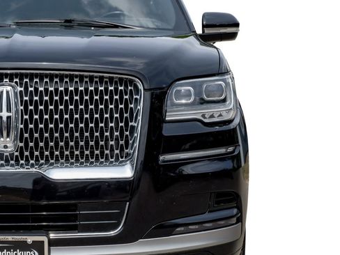 Used 2024 Lincoln Navigator Reserve image 50