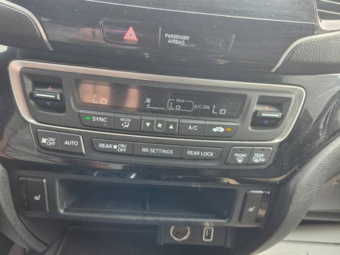 Used 2021 Honda Passport Touring image 25