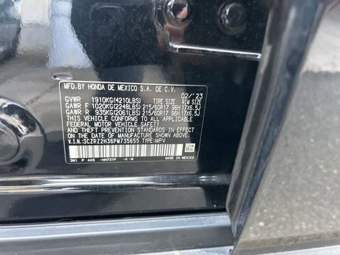 Used 2023 Honda HR-V LX image 14