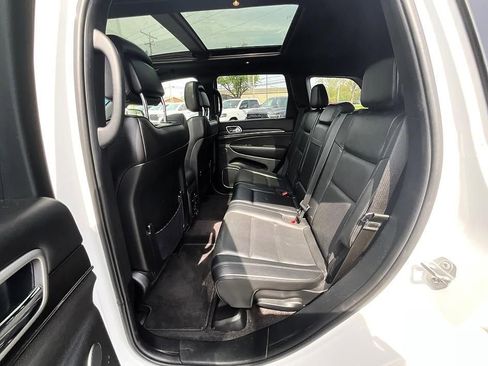 Used 2018 Jeep Grand Cherokee High Altitude AWD/4WD image 29